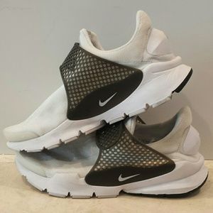 Men's Nike Sock Dart iD