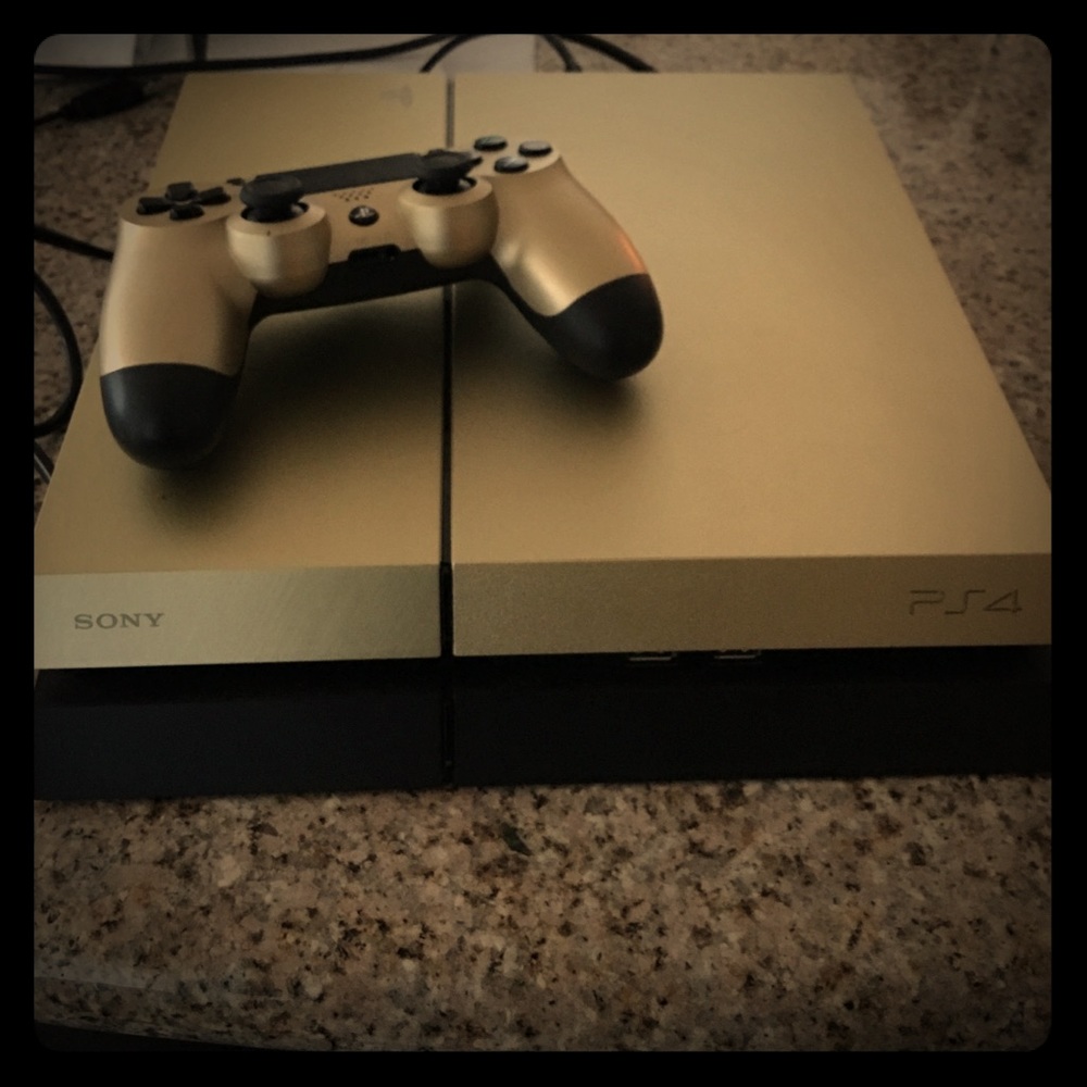 Gold PS4