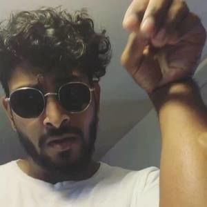 Meet your Posher, Roshan