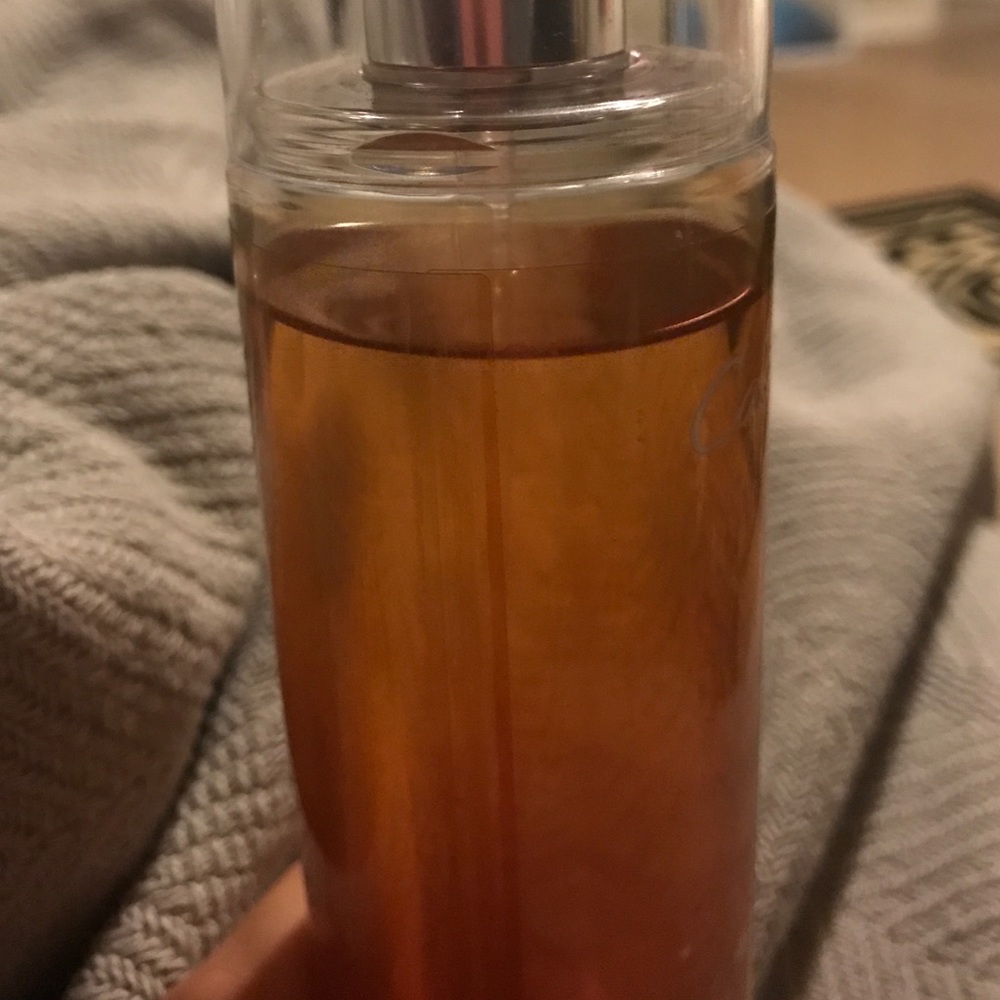 Perfume - Picture 3 of 3