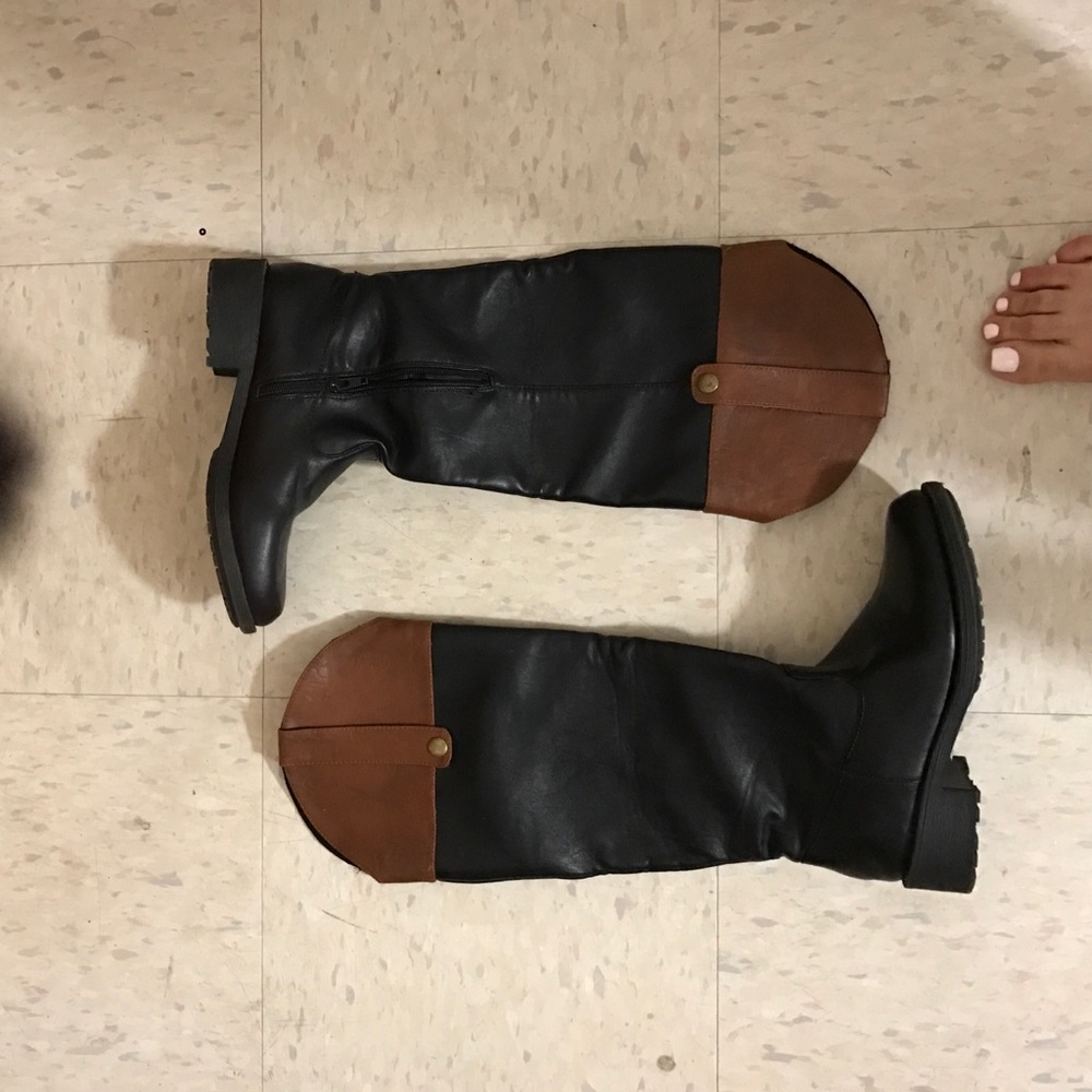 Riding boots