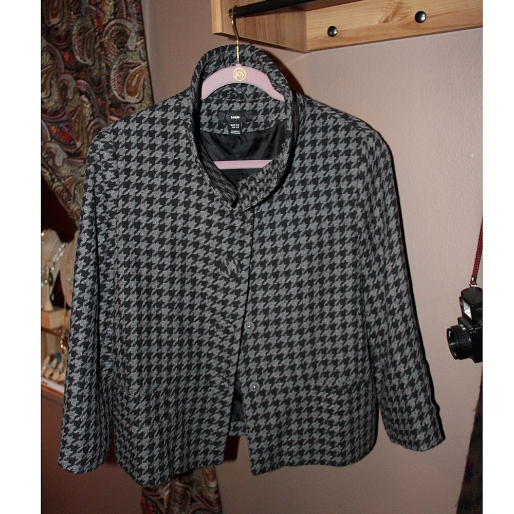 H&M Black & Gray Houndstooth Blazer Jacket