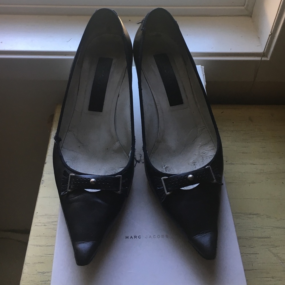 Marc Jacobs kitten heel