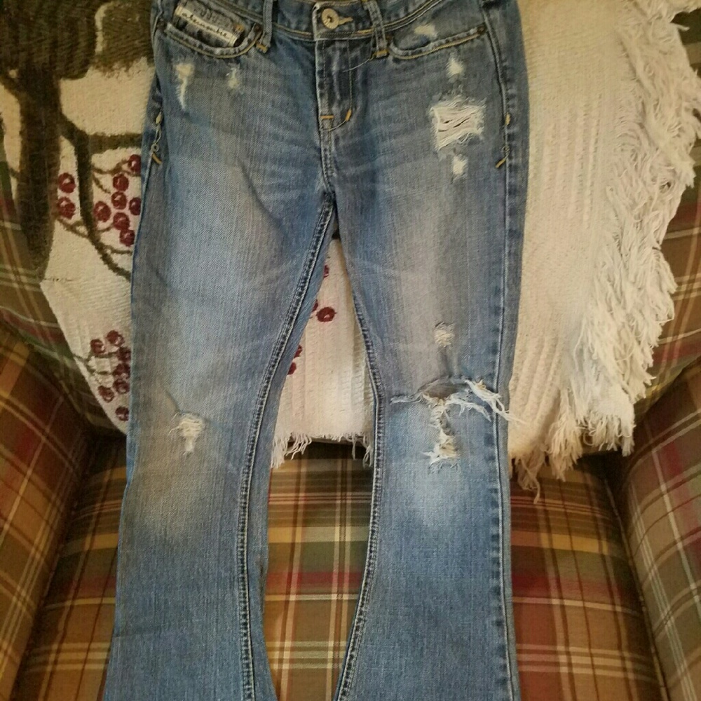 girls distressed Abercrombie jeans
