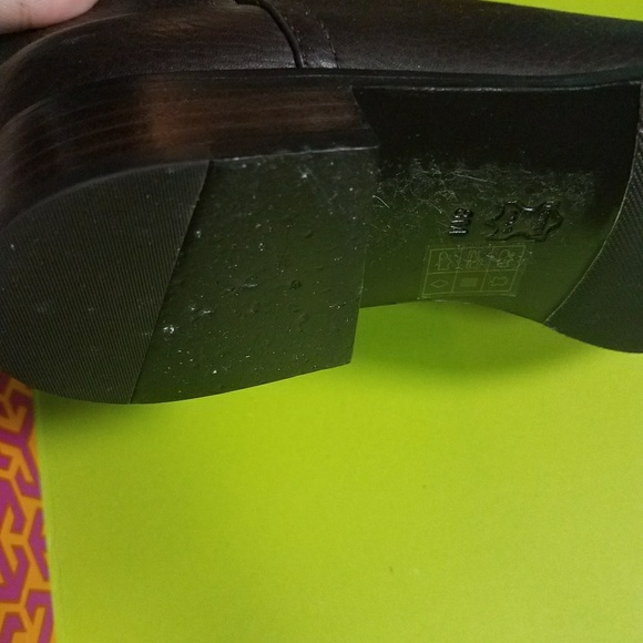 Tory Burch boots - Picture 5 of 7