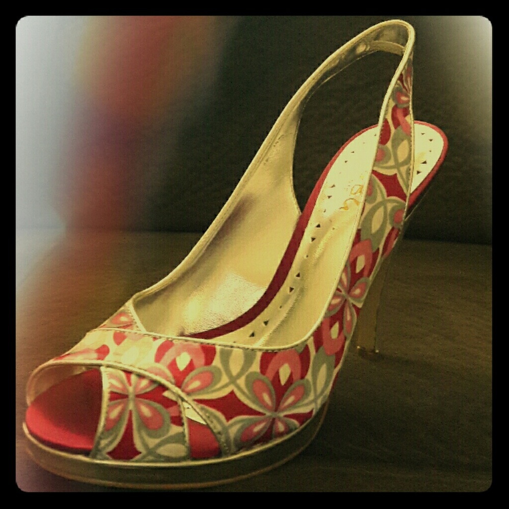PInk/silver dress shoes
