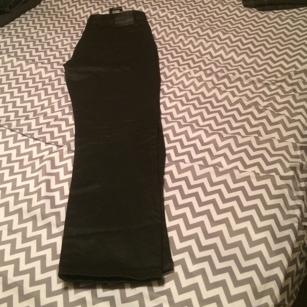 Cotton and polyester jeans