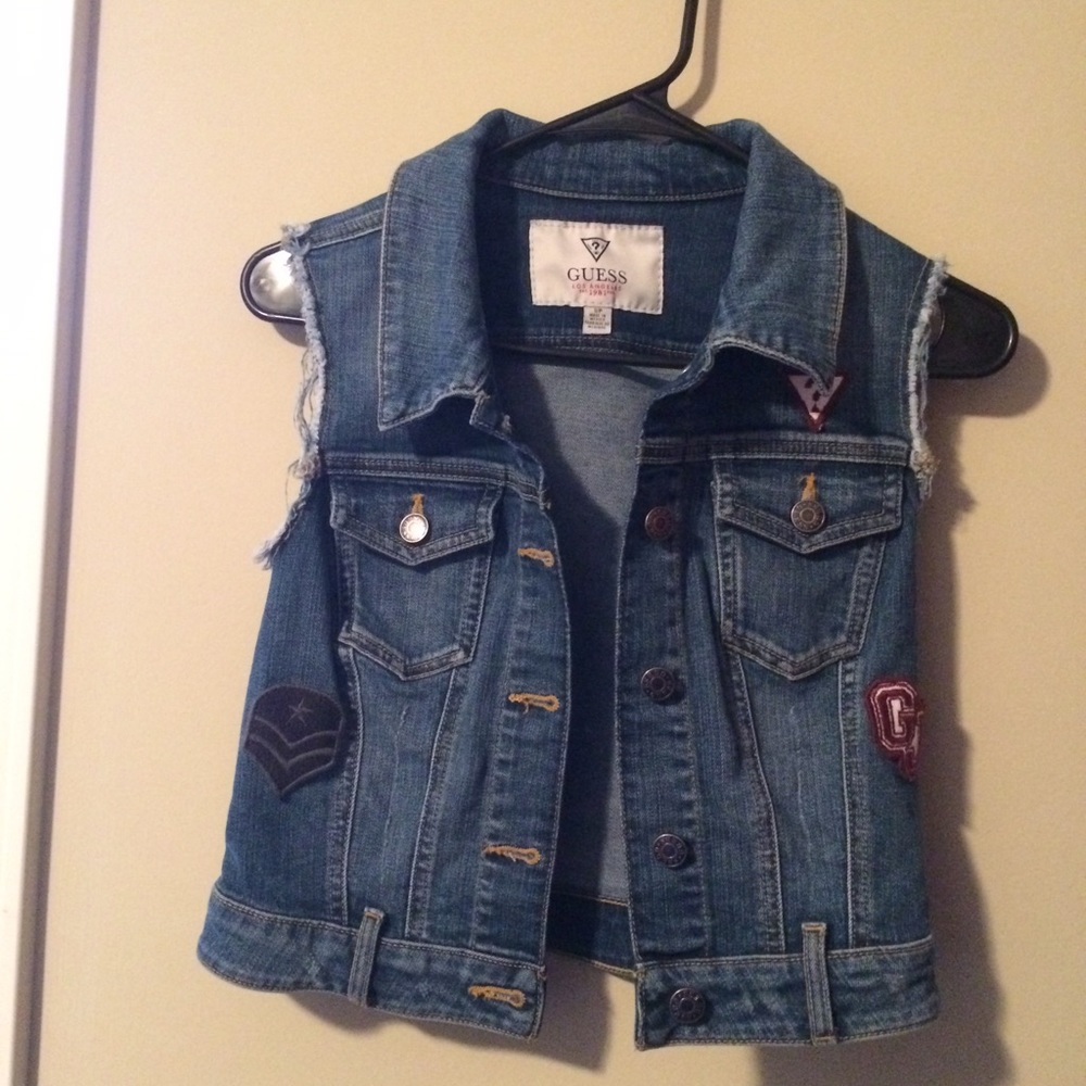 Guess distressed, jean vest