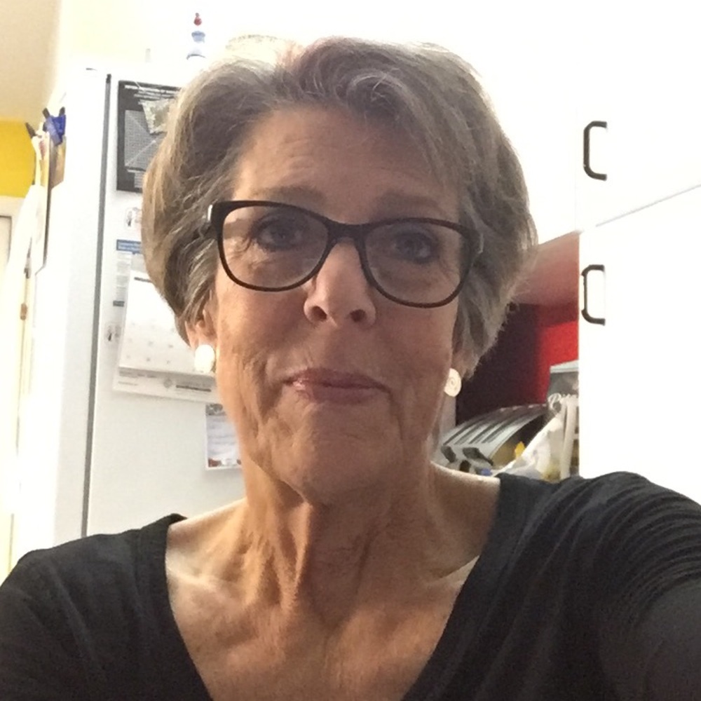 Meet your Posher, Adine