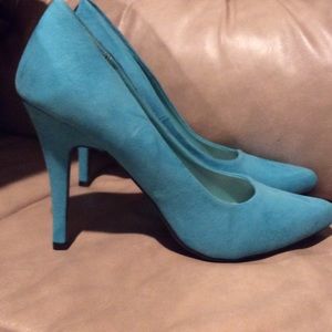 FRH Faux Suede Teal Shoes Sz 8 1/2 never worn