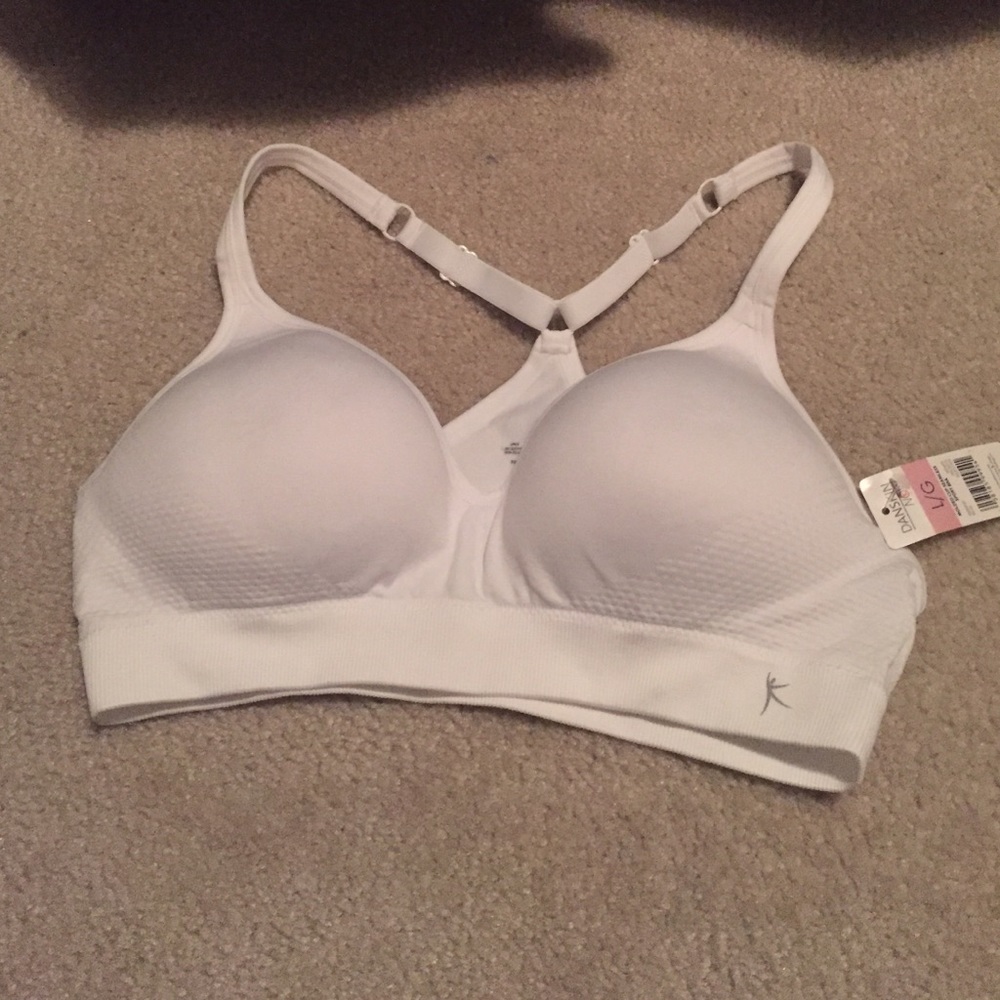 Brand new sports bra