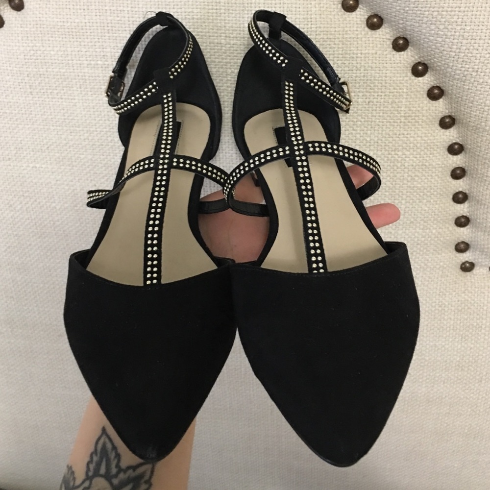 Dress sandals