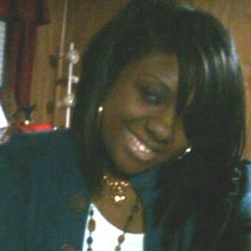 Meet your Posher, Kendra