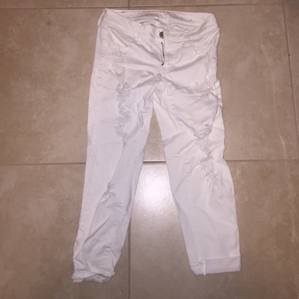 american eagle white distressed crop jeans