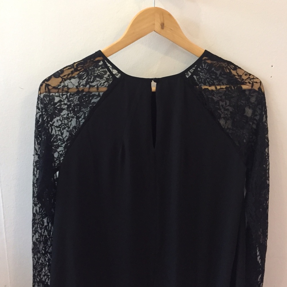 LACE SLEEVE DRESS 🖤 - Picture 5 of 6