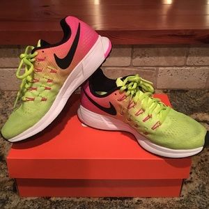 Women's Nike Zoom Pegasus 33 Running Shoe