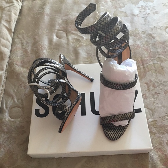 Brand new Size 8.5 but fits like a 8. - Picture 1 of 3