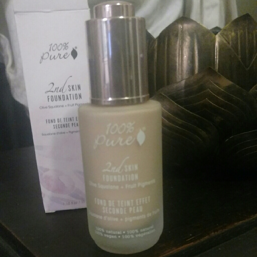100% Pure Second Skin Foundation in Creme