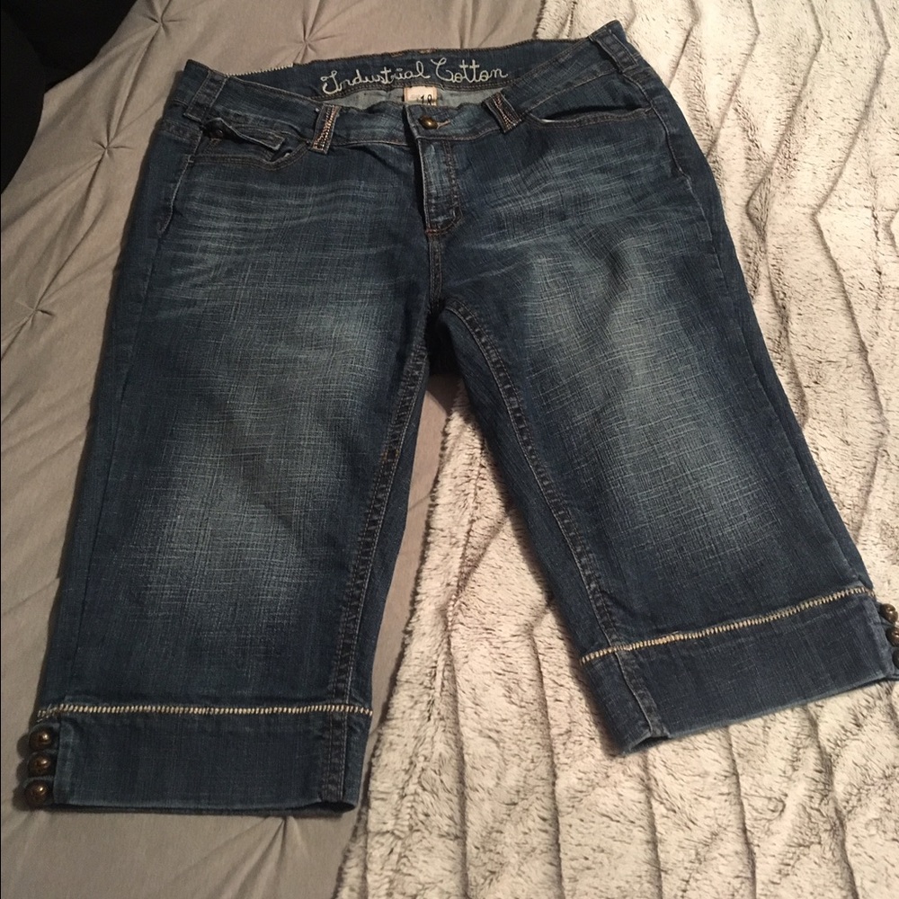 Industrial Cotton dark denim stretch jean capri 18
