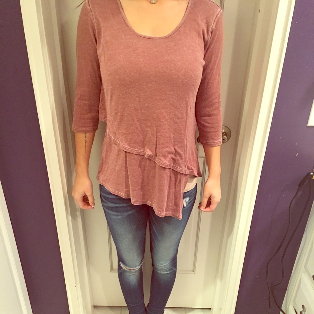 Fun asymmetrical top 3/4 sleeves