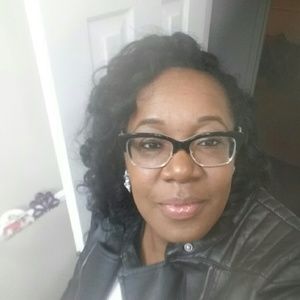 Meet your Posher, Tonya