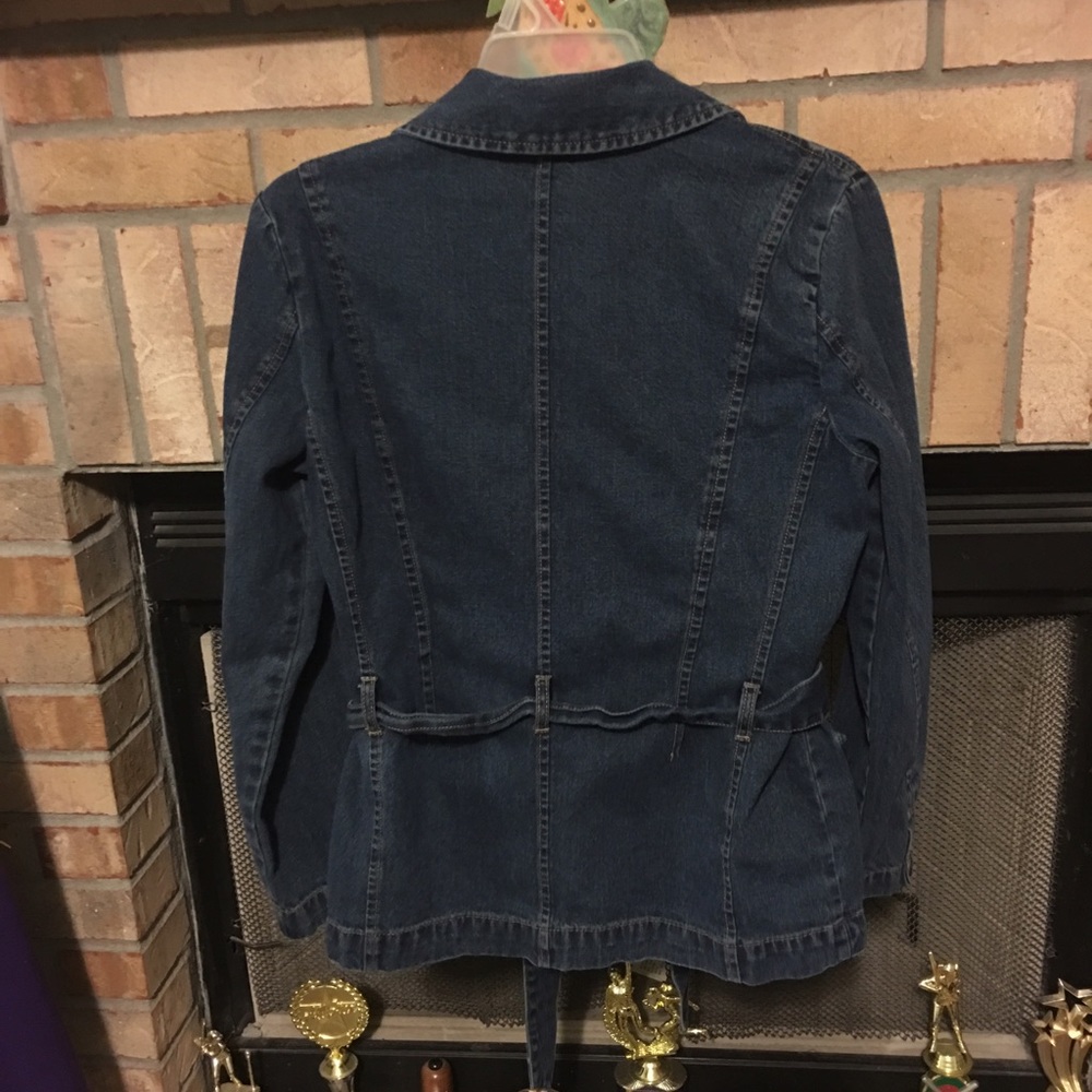 Jean jacket. - Picture 2 of 2