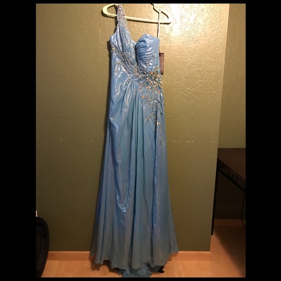 🌀 Baby Blue Sequin Dress🌀 - Picture 3 of 4