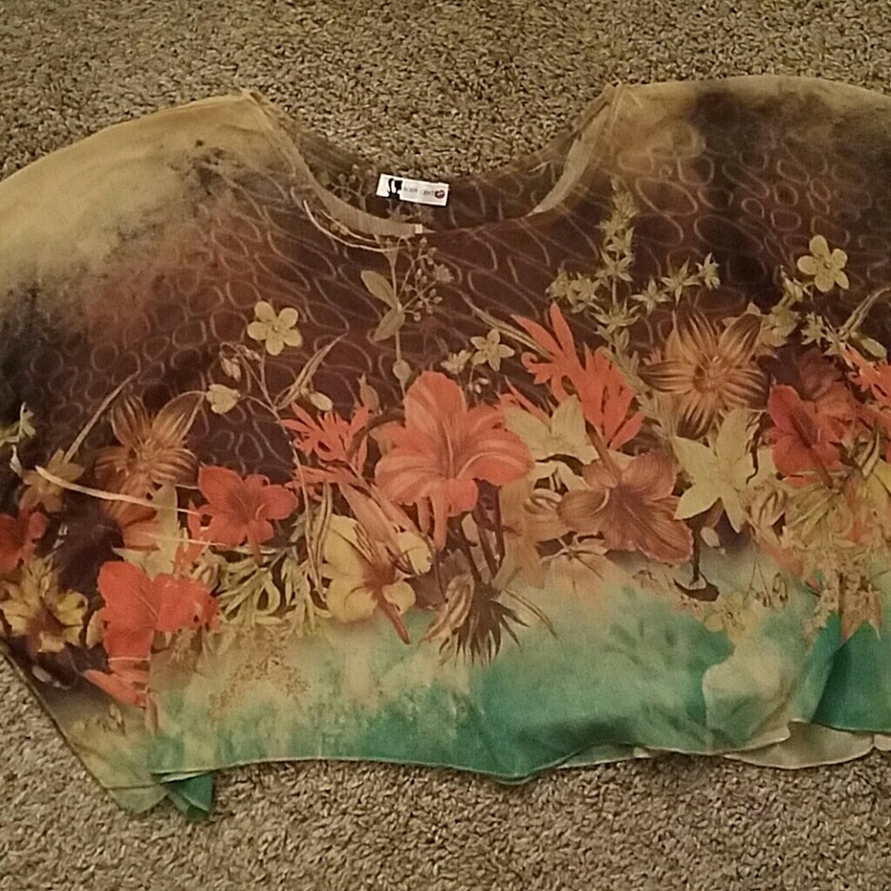 Floral drape top
