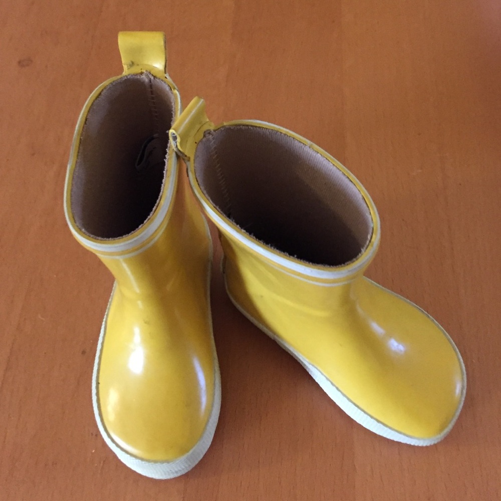 Baby Gap rain boots