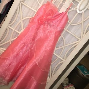 SUPER CUTE CORAL DRESS!!