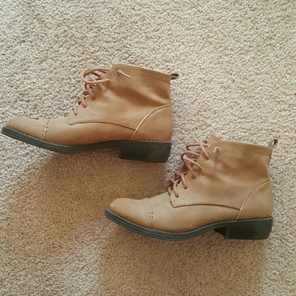 Tan lace up oxford booties