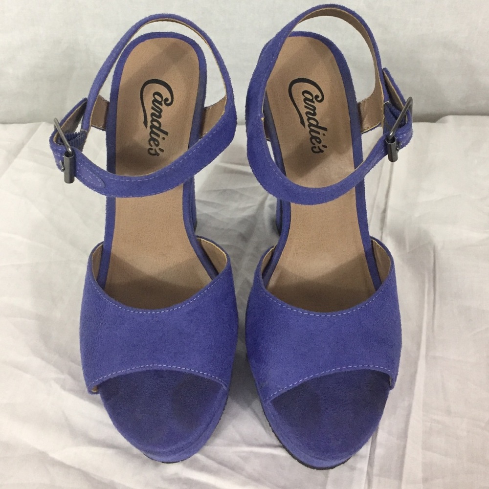 Candies open toed shoes size 7.