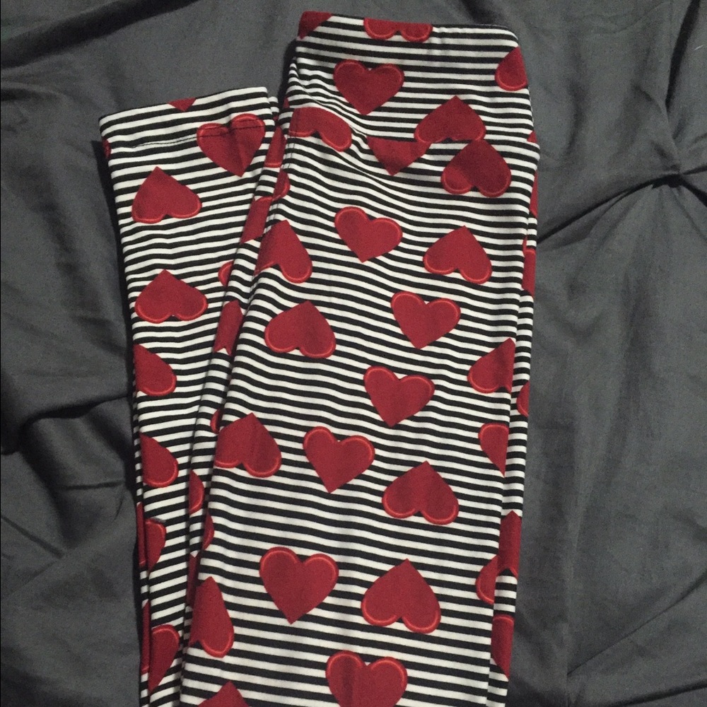 Lularoe Valentine's leggings Tween size new in bag