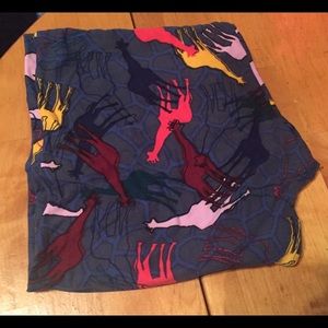 LuLaRoe Tall & Curvy Giraffe Leggings