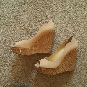 Tan open toed wedges