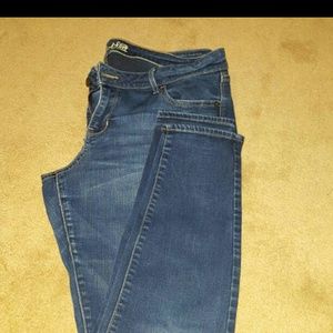 Old Navy Rockstar Skinny Jeans