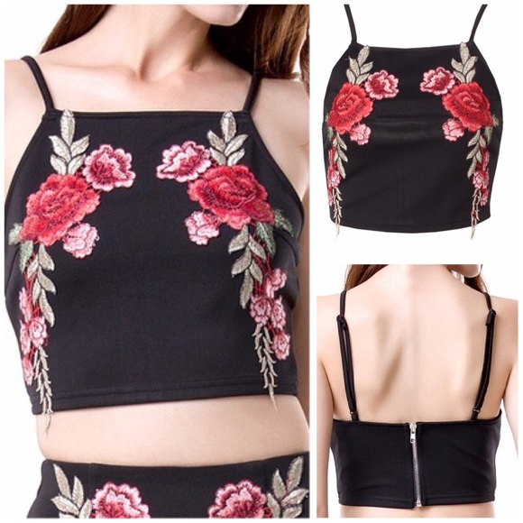 NEW | Black Rose embroidered crop tank - Picture 2 of 3