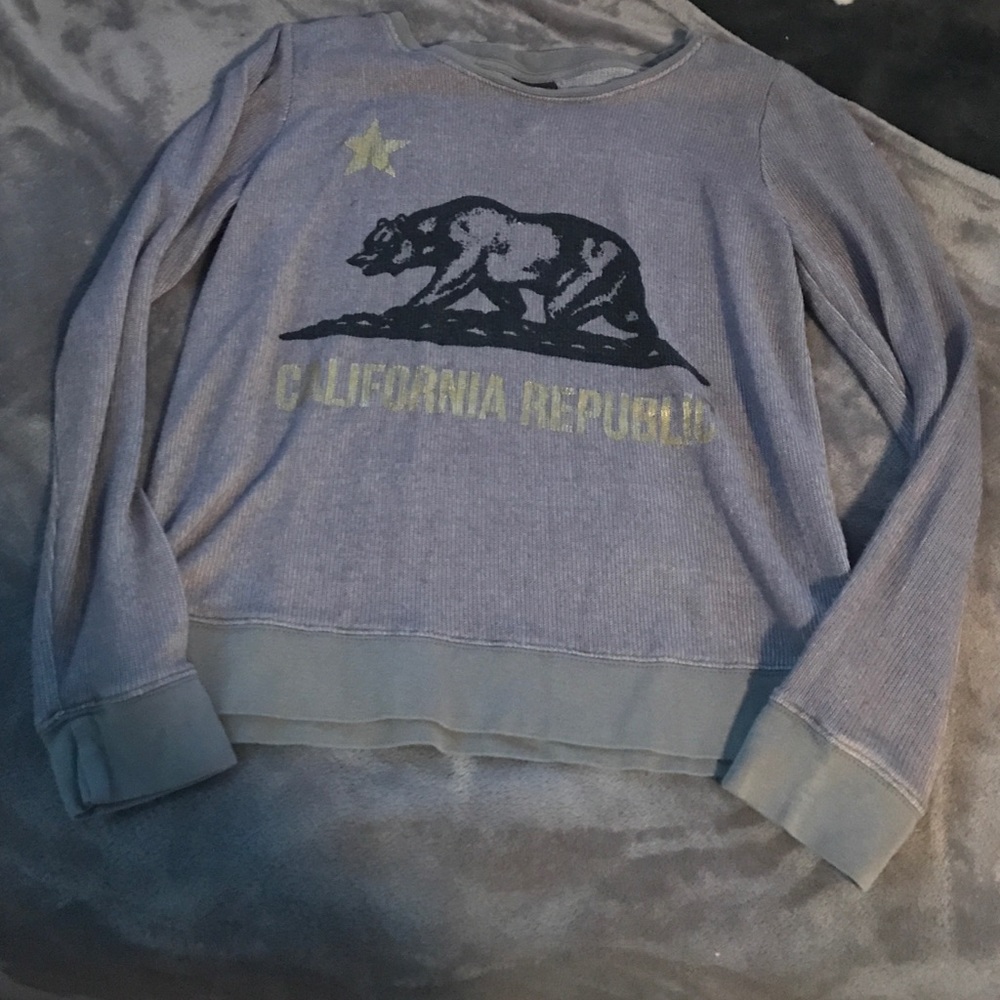 Cute long sleeve shirt!