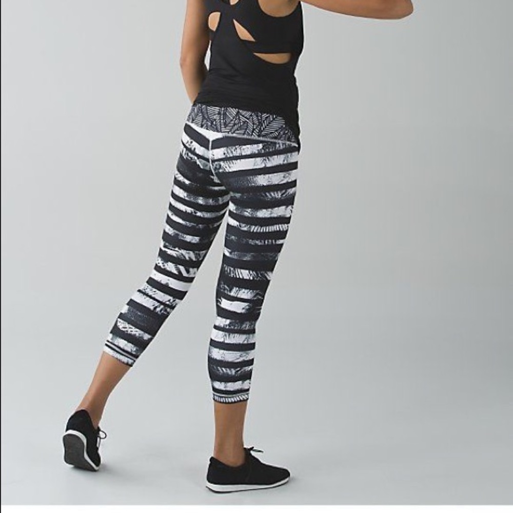 Lululemon Leggings "Shady Palms"