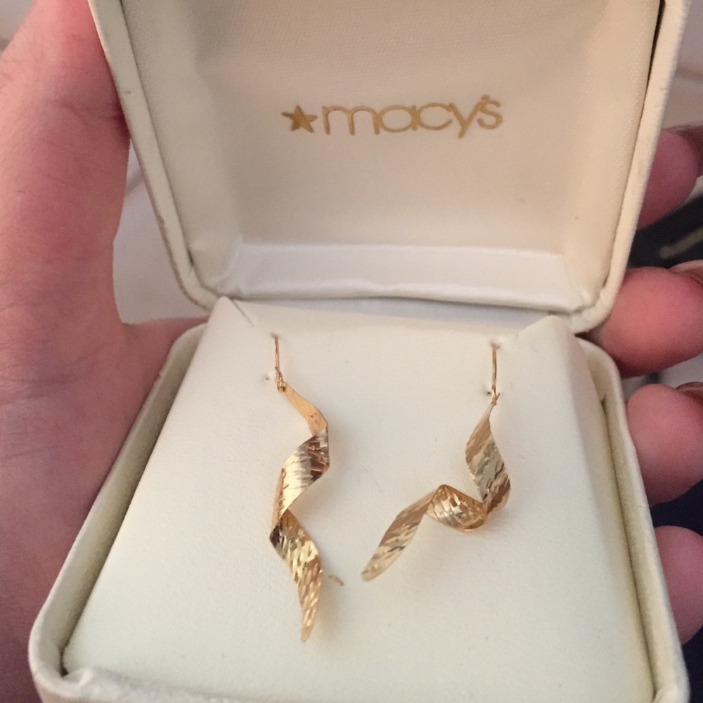 Never worn gold earings from macys
