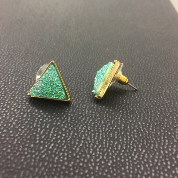 Earrings - Picture 2 of 3