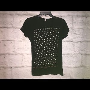 Twenty Øne Piløts "Don't Let Me Be Gone" tee