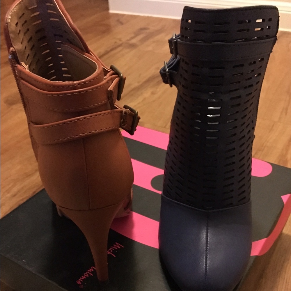 Shoes - Picture 2 of 2