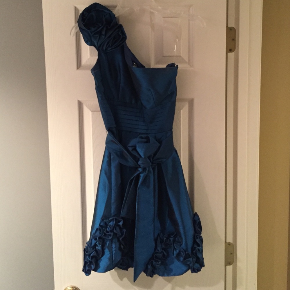 Turquoise, one shoulder party dress