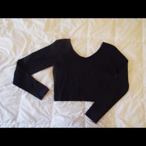 Long sleeve crop top
