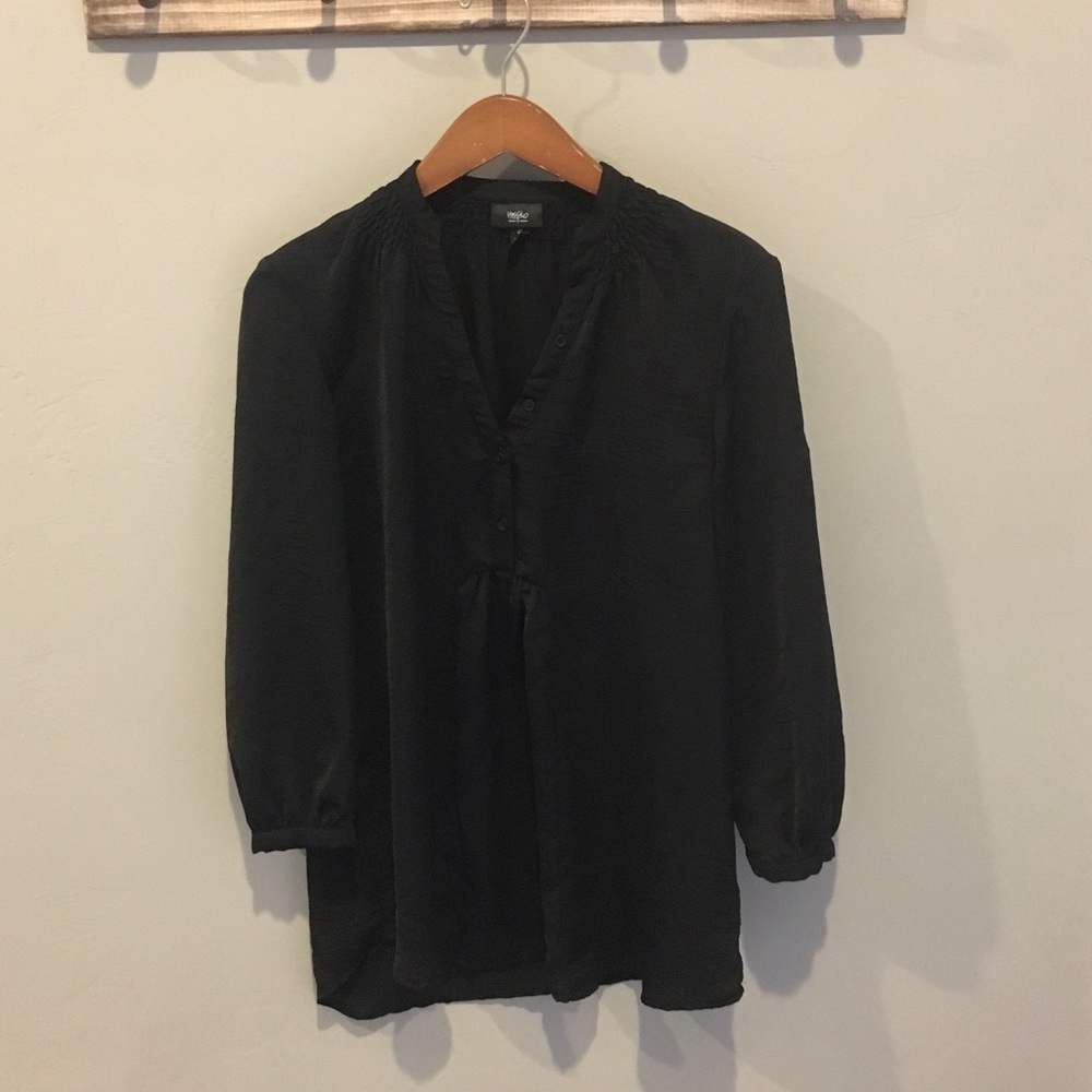 3 button black peasant shirt