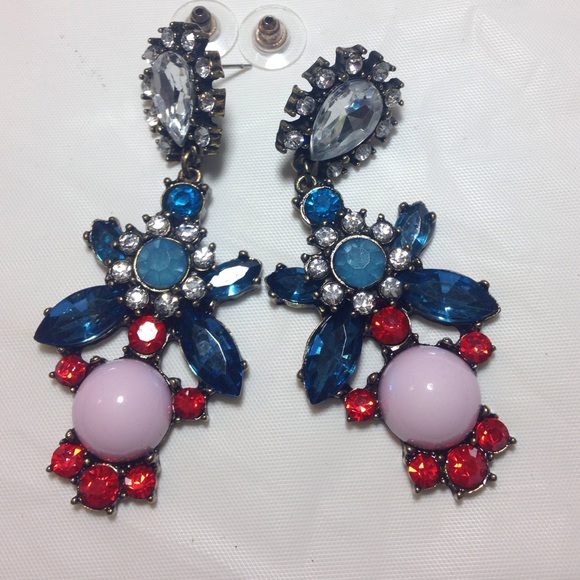Statement earrings - Picture 3 of 4