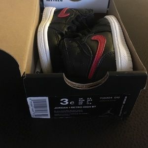 Jordan 1 Retro Size 3C
