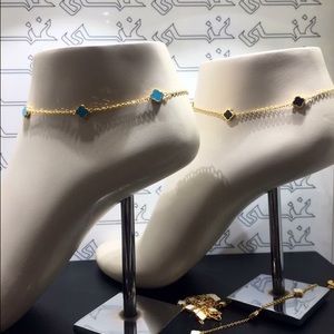 Meet your Posher, Ace