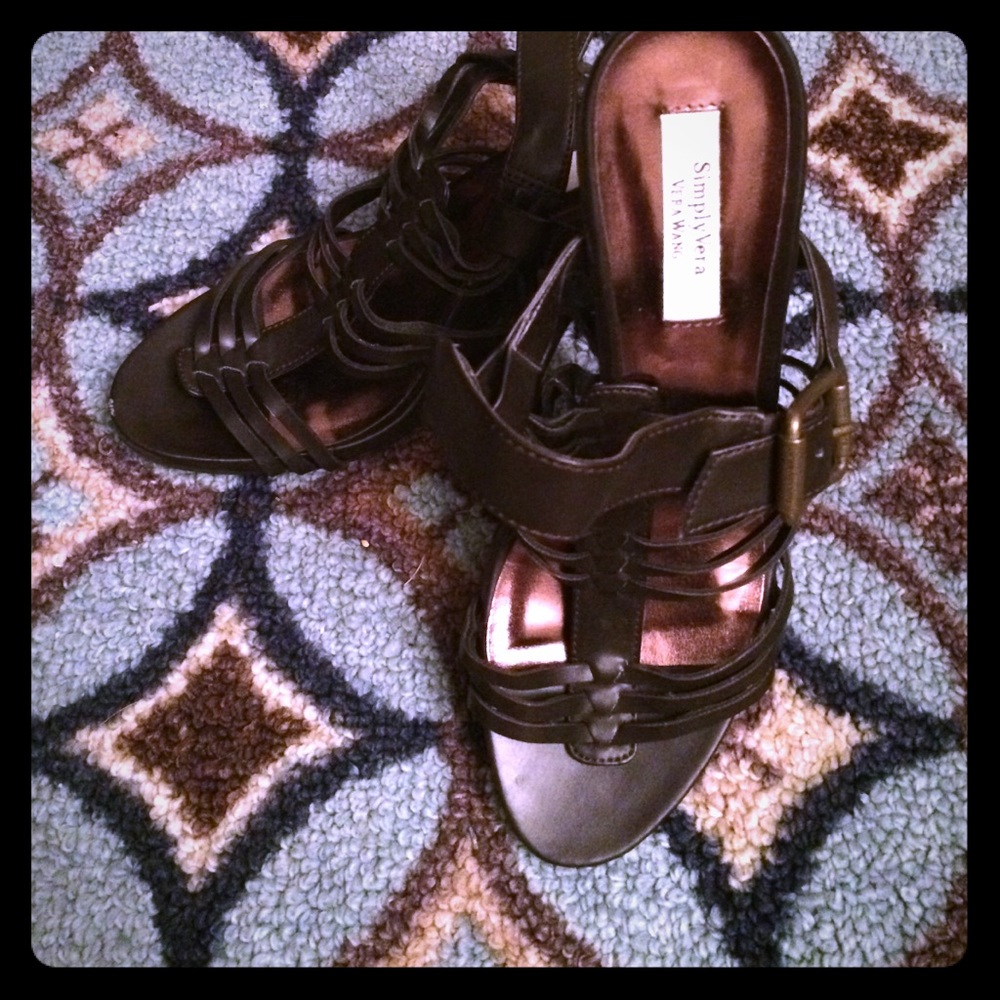 Vera wang strappy wedges